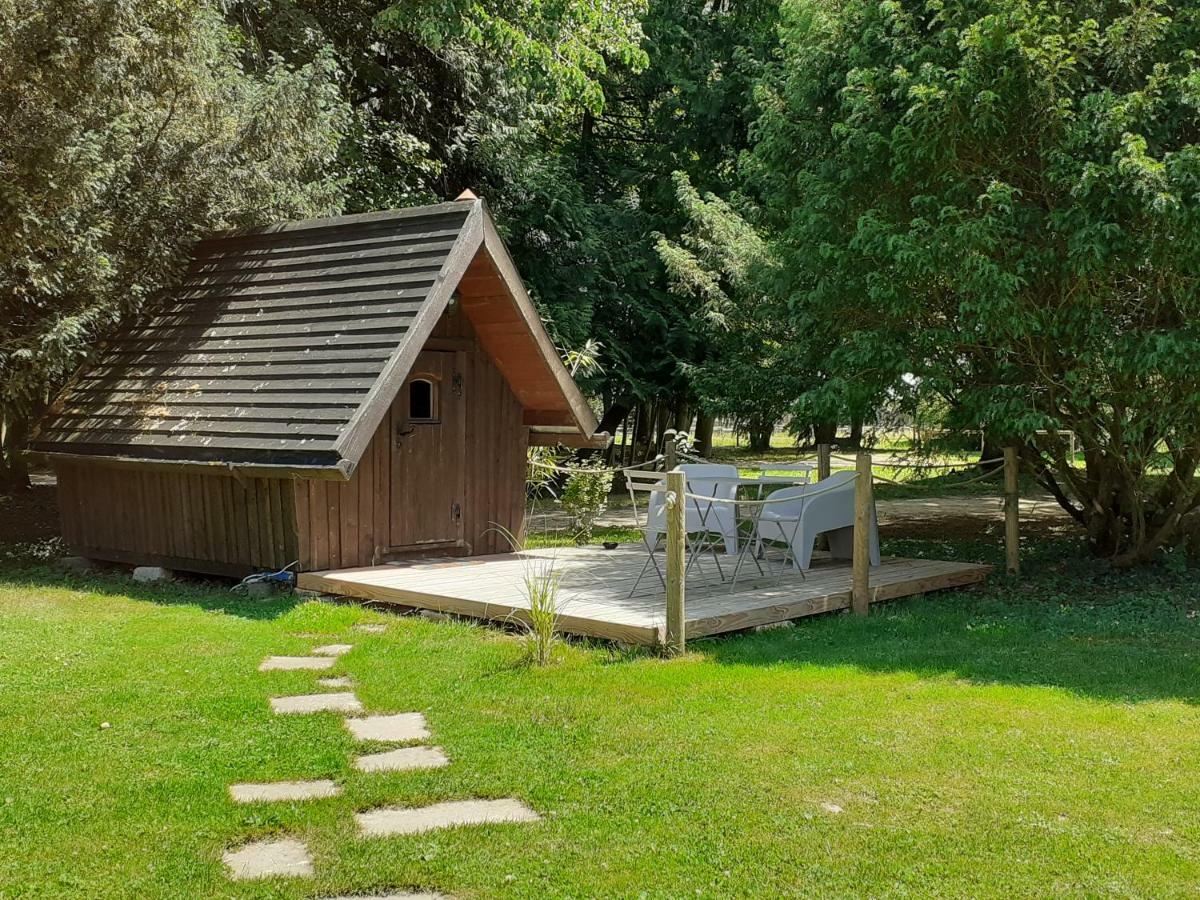 Cabane Aligote Saint-Albain Luaran gambar